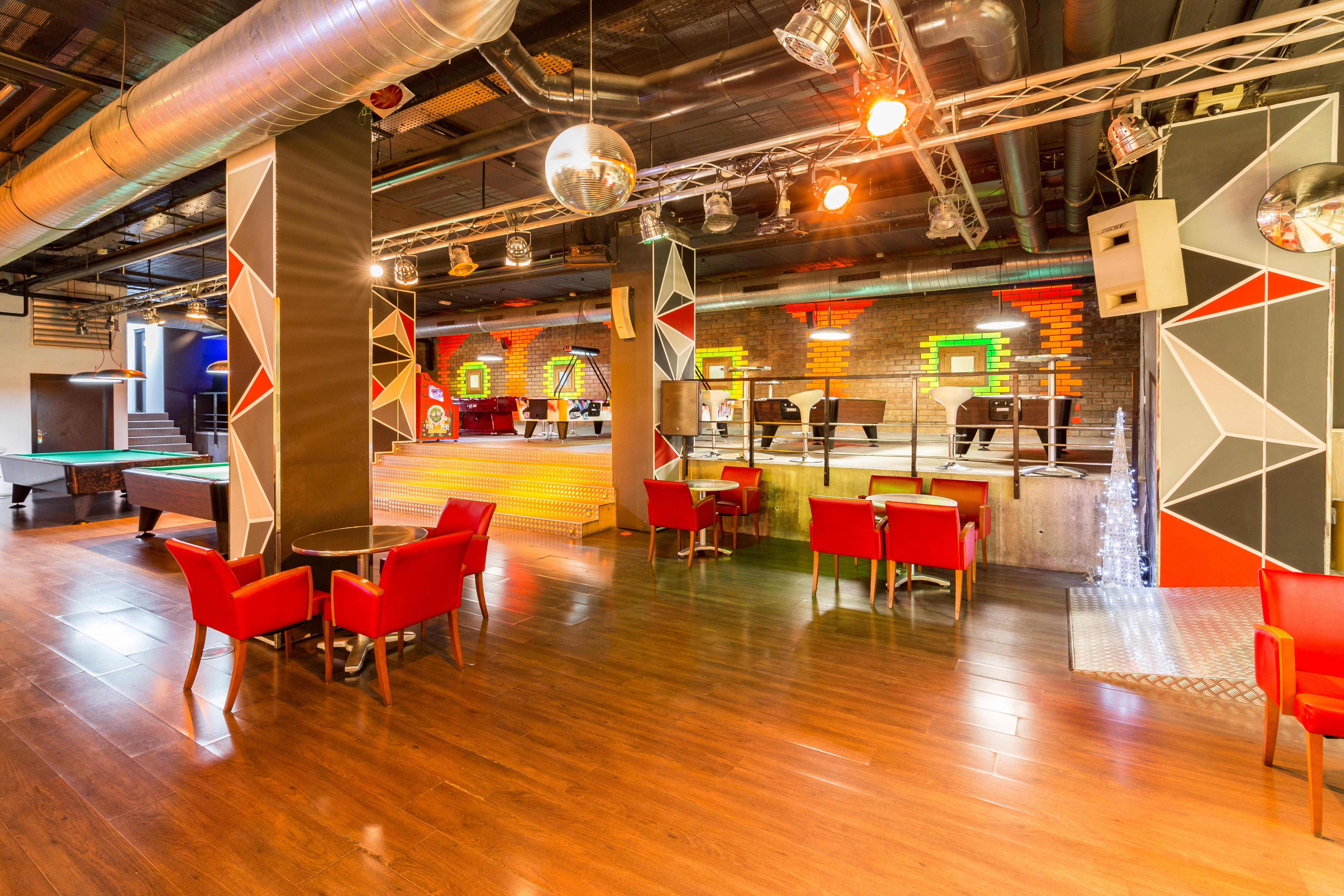 Hotel Princesa Parc Excellence Arinsal Extérieur photo The interior of the nightclub