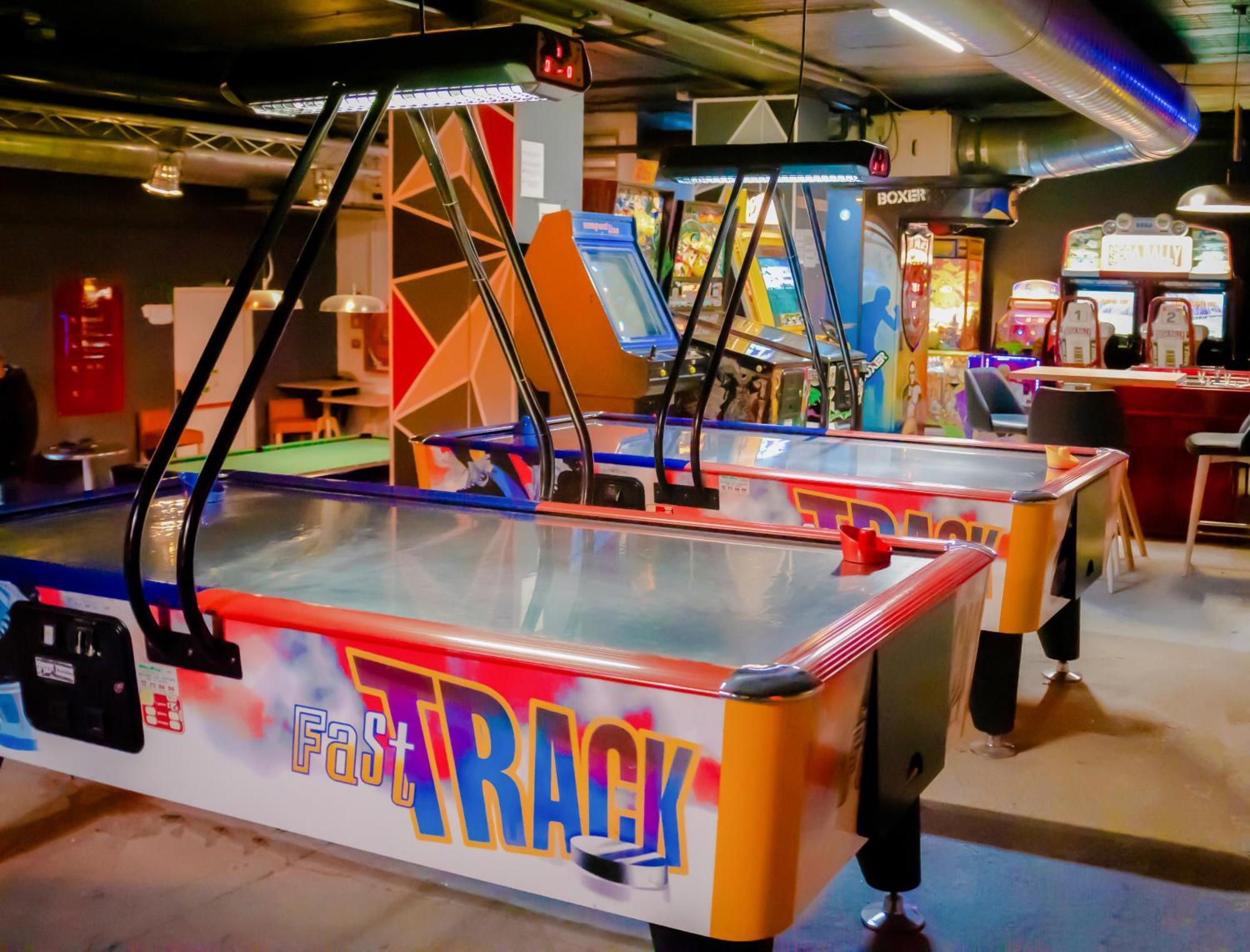 Hotel Princesa Parc Excellence Arinsal Extérieur photo Air hockey tables